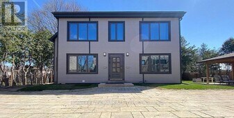 1993 Brimley Rd in Toronto, ON - Building Photo