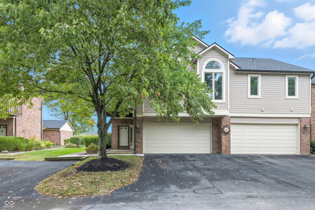 7707 River Rd in Indianapolis, IN - Building Photo