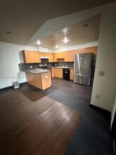 9850 NW 15th Ct in Pembroke Pines, FL - Building Photo - Building Photo