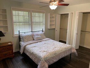 129 Hindman Ln in Brunswick, GA - Building Photo - Building Photo