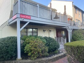 301 Swans Wharf Row in Newport, RI - Building Photo