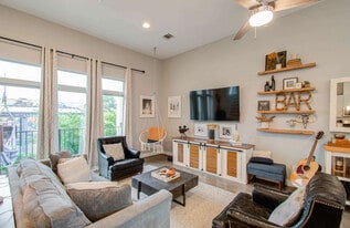 2018 Crockett St in Houston, TX - Building Photo