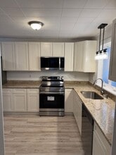 16 Knightville Dam Road in Huntington, MA - Building Photo - Building Photo