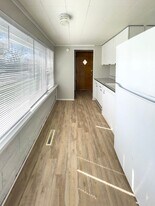 2106 W Main St in Muncie, IN - Building Photo