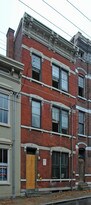53 E Clifton Ave in Cincinnati, OH - Building Photo