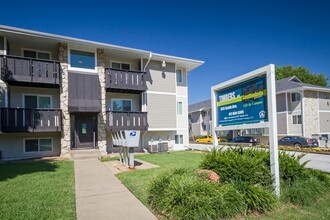 Timbers in Springfield, MO - Foto de edificio - Building Photo