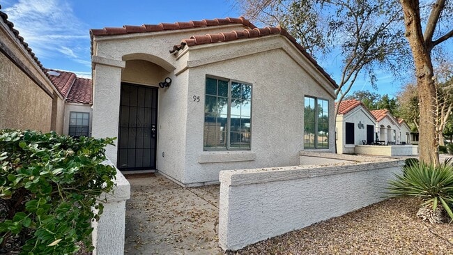 property at 726 S Nebraska St