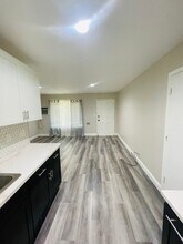 2370 32nd Ave-Unit -8161001002 in Sacramento, CA - Building Photo - Building Photo