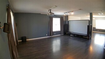 9121 Frock Ct in Austin, TX - Building Photo