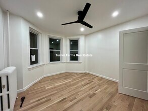 211 Park Dr, Unit 34 in Boston, MA - Building Photo - Building Photo