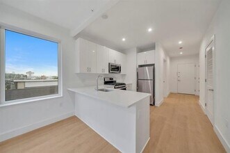 3309 Liberty Ave, Unit 207 in North Bergen, NJ - Building Photo - Building Photo