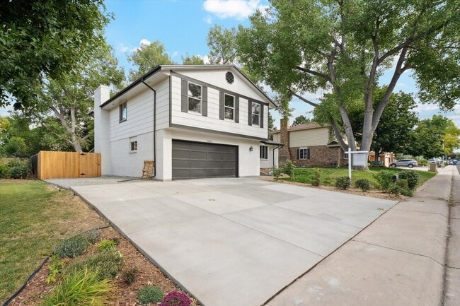 7406 S Washington St in Centennial, CO - Building Photo - Building Photo