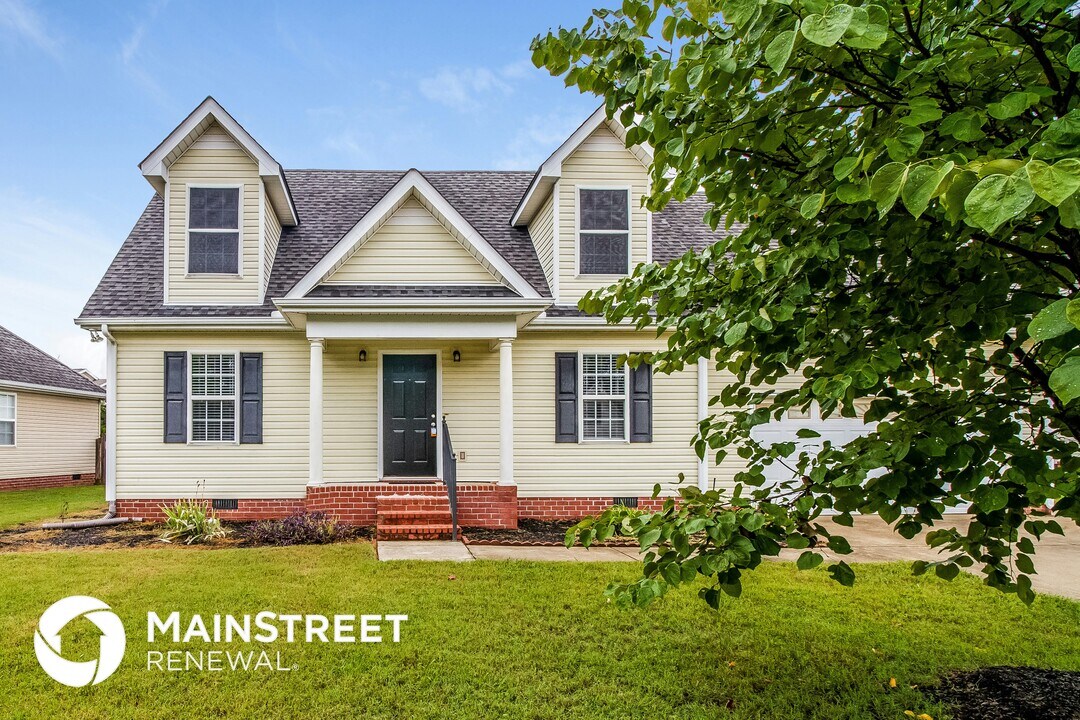 2810 Waywood Dr in Murfreesboro, TN - Foto de edificio