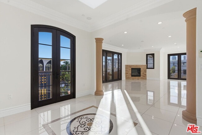 462 S Maple Dr in Beverly Hills, CA - Building Photo - Building Photo