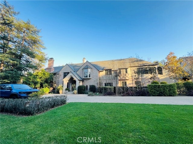 property at 4110 Woodleigh Ln
