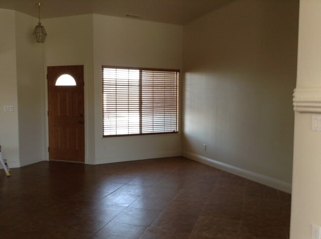 7774 Cerritos Cir in Sparks, NV - Building Photo - Building Photo