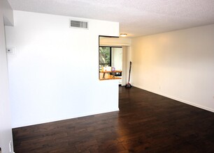 4205 Oak Terrace Dr in Greenacres, FL - Building Photo - Building Photo