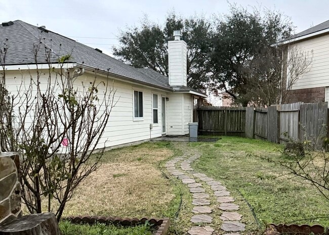 11015 WARATH Oak Ct in Houston, TX - Building Photo - Building Photo