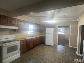 2023 Herbert Ave in Evansville, IN - Building Photo - Building Photo