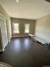 9 1st St-Unit -3 in Warwick, NY - Foto de edificio - Building Photo