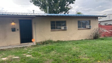 1013 Rancho Rd in Roswell, NM - Building Photo - Building Photo