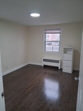 1537A E St Georges Ave in Roselle, NJ - Building Photo - Building Photo