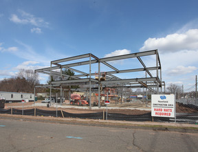 Center Street Apartments in Manchester, CT - Building Photo - Building Photo