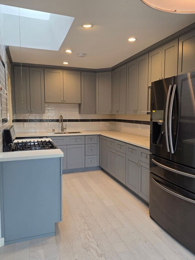 1682 48th Ave in San Francisco, CA - Building Photo - Building Photo