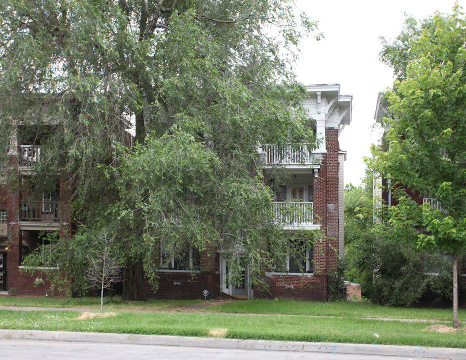 2705-2707 Benton Blvd in Kansas City, MO - Foto de edificio