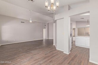 8651 N 107th Dr in Peoria, AZ - Building Photo - Building Photo