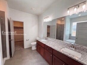 854 Freedom Cir, Unit 3A in Nolanville, TX - Foto de edificio - Building Photo