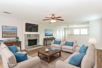 5717 Glenshee Dr in Fort Worth, TX - Foto de edificio - Building Photo