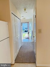 6107 Hoskins Hollow Cir in Centreville, VA - Building Photo - Building Photo