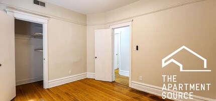 4318 N Sheridan Rd, Unit 2 in Chicago, IL - Building Photo - Building Photo