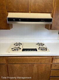 782-1423 Brokaw Ave photo'