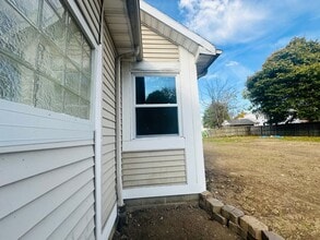 40 Evergreen St in Rochester, NY - Building Photo - Building Photo