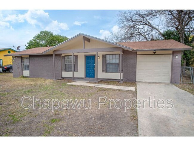 4727 Castle Knl Dr in San Antonio, TX - Building Photo - Building Photo