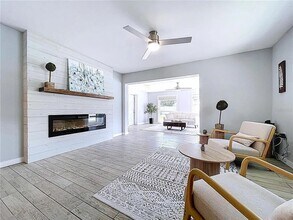 7960 2nd St N in St. Petersburg, FL - Building Photo - Building Photo