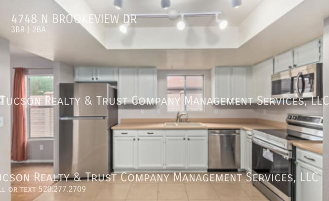 property at 4748 N Brookeview Dr