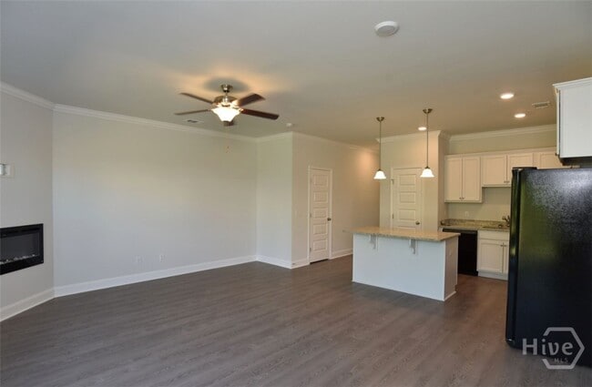 property at 74 Horizon Ln