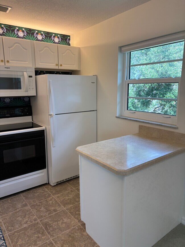 31 Pine Arbor Ln in Vero Beach, FL - Building Photo - Building Photo