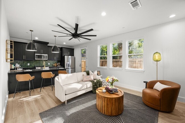 property at 4611 Dewberry St