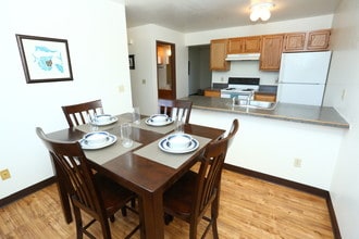 Tallgrass Apartments in Mt. Pleasant, MI - Foto de edificio - Interior Photo