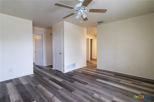 property at 1601 Benttree Dr