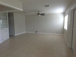 10214 Altman St in Tampa, FL - Building Photo - Building Photo