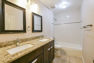 12939 Westmere Dr in Houston, TX - Building Photo