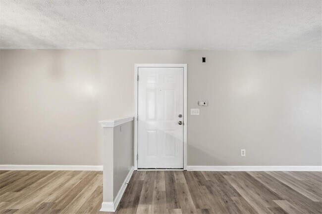 8201 Fairington Ridge Cir in Stonecrest, GA - Building Photo - Building Photo