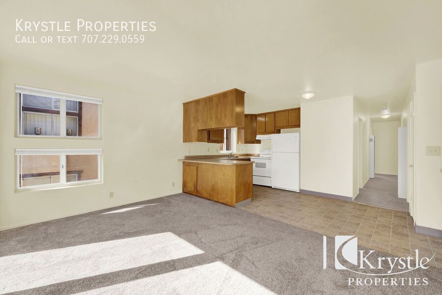 132 Frisbie St in Vallejo, CA - Building Photo