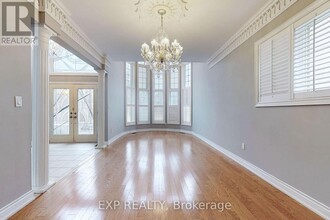 48 Francesca Ct in Vaughan, ON - Building Photo - Building Photo