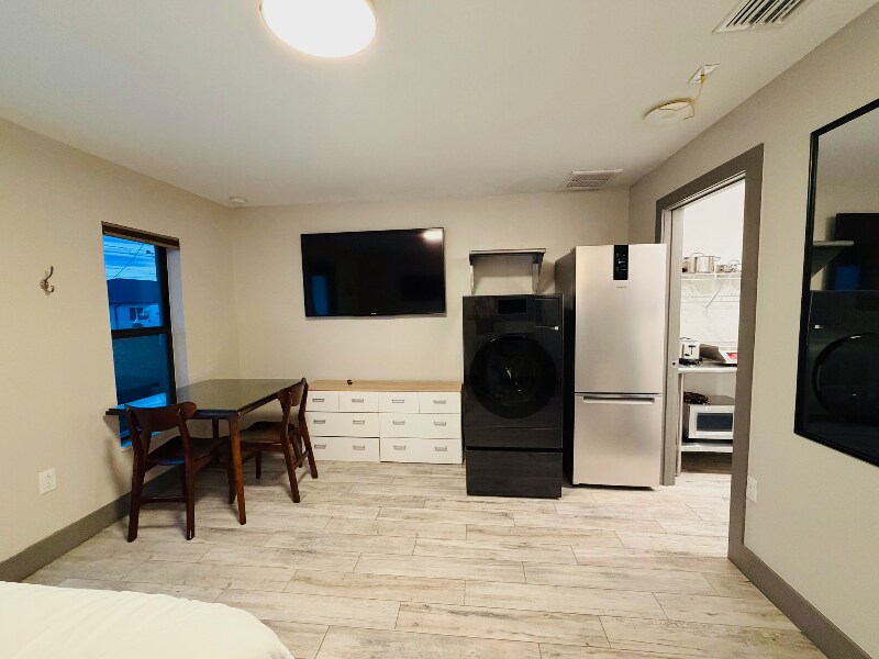 2116 NE 8th Pl in Cape Coral, FL - Building Photo